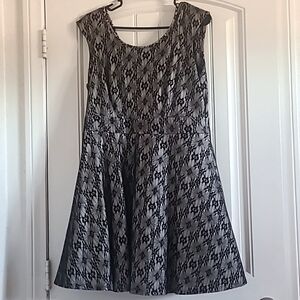 Worthington Streach Dress (XL) Black and Gray